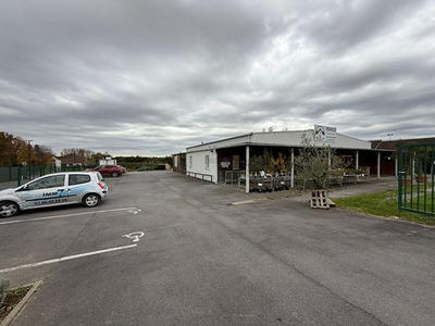 Local commercial - 400 m²