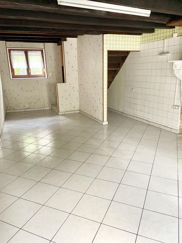 Maison en pierre - 100 m² - 3 pièces