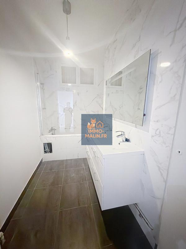 Appartement - 97 m² - 5 pièces