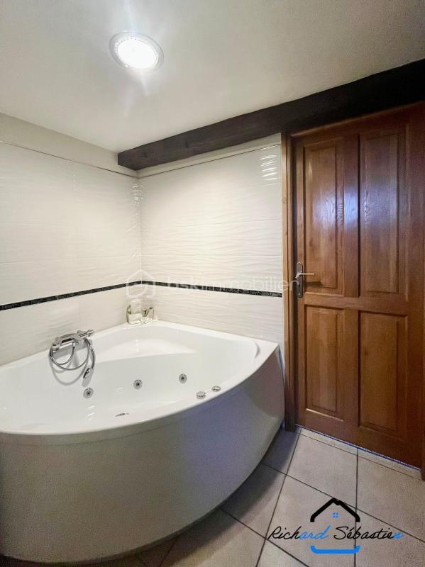 Maison de village - 111 m² - 4 pièces