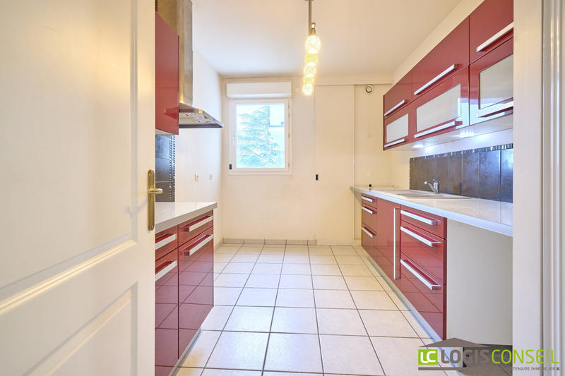 Appartement - 106 m² - 5 pièces