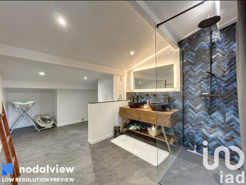 Maison - 161 m² - 6 pièces