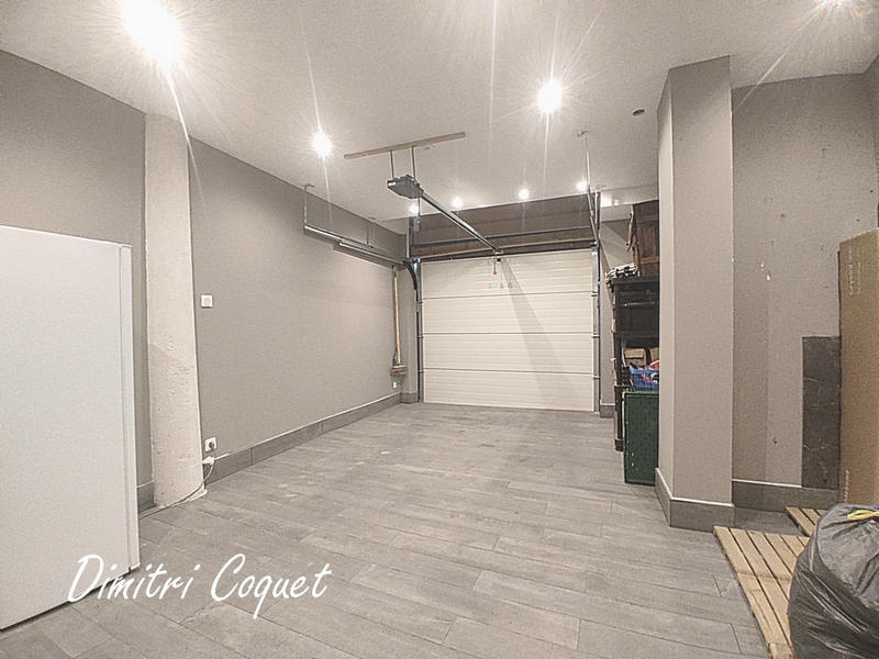 Maison - 205 m² - 7 pièces