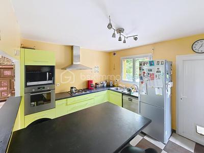 Maison - 142 m² - 5 pièces