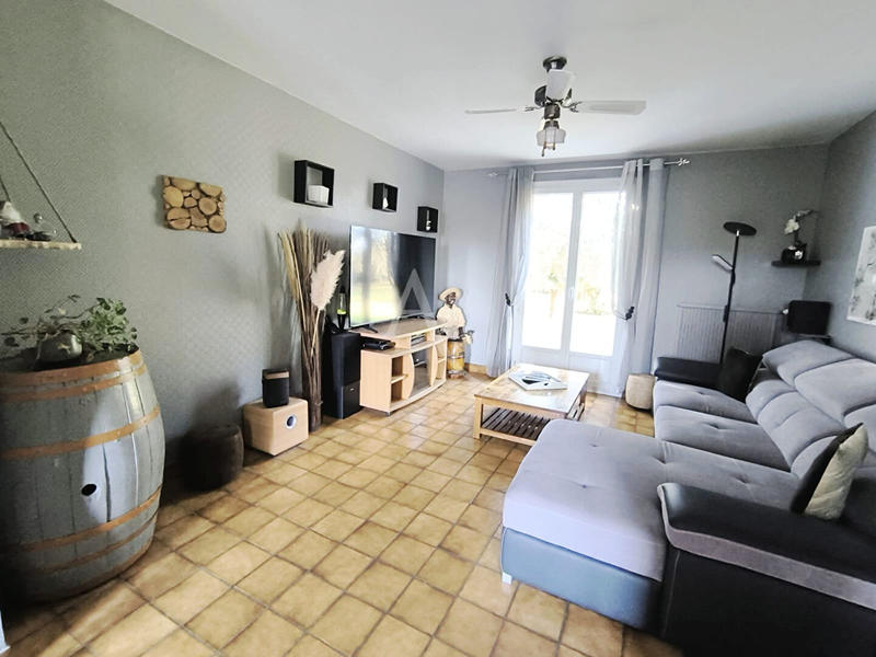 Maison - 122 m² - 7 pièces