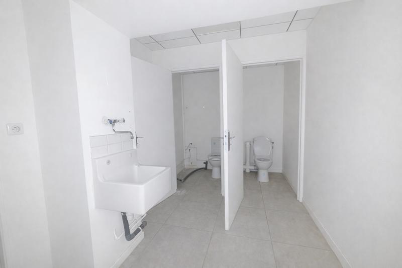 Local commercial - 548 m² - 20 pièces