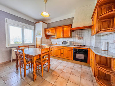 Maison - 97 m² - 5 pièces