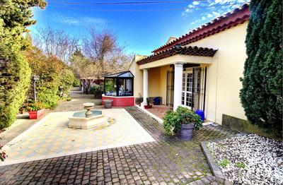 Maison - 300 m² - 9 pièces