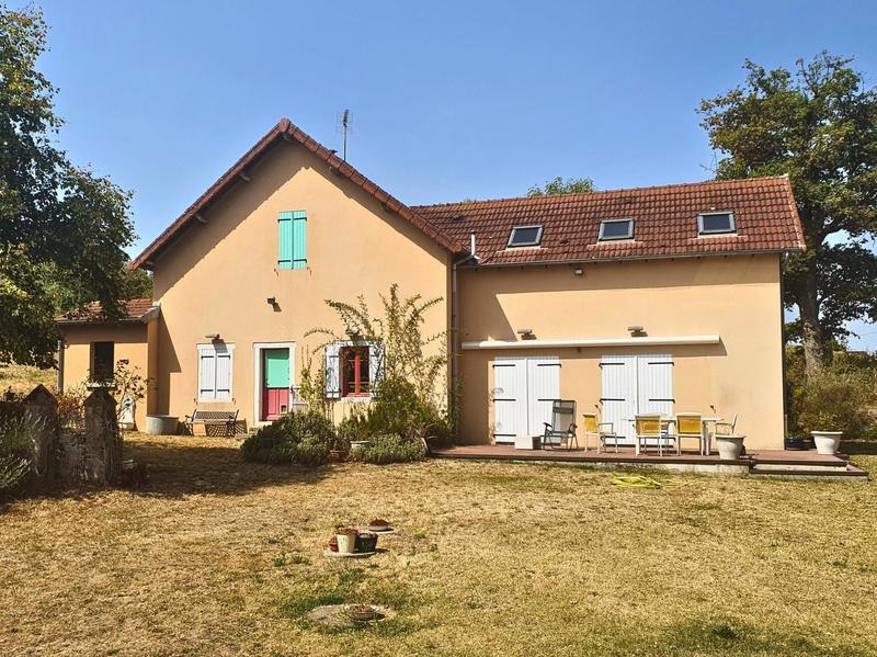 Maison - 170 m² - 7 pièces