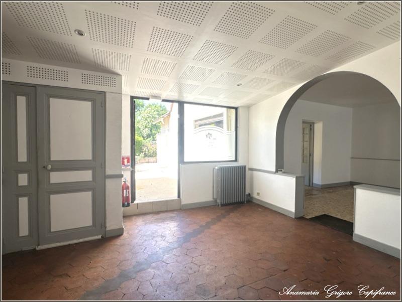 Maison de village - 215 m² - 6 pièces