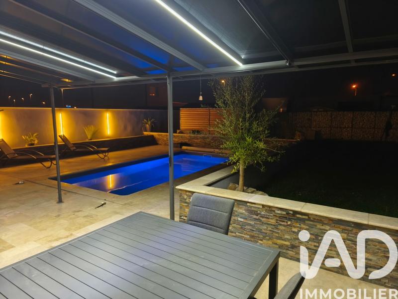 Maison - 89 m² - 6 pièces