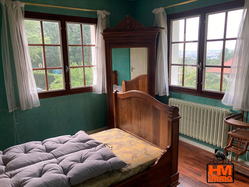 Maison - 147 m² - 8 pièces