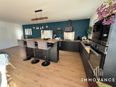 Maison - 105 m² - 4 pièces