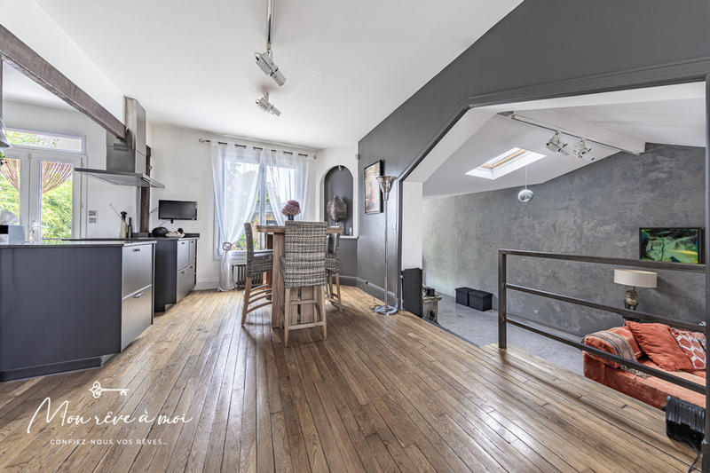 Maison - 145 m² - 6 pièces