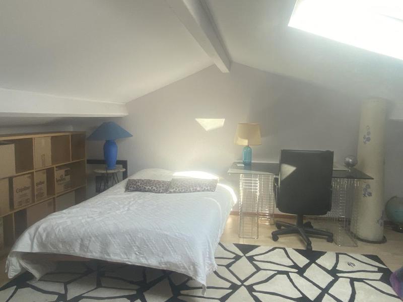 Maison - 180 m² - 7 pièces