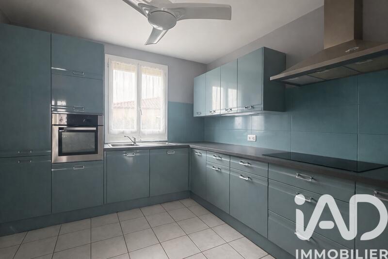 Maison - 92 m² - 4 pièces