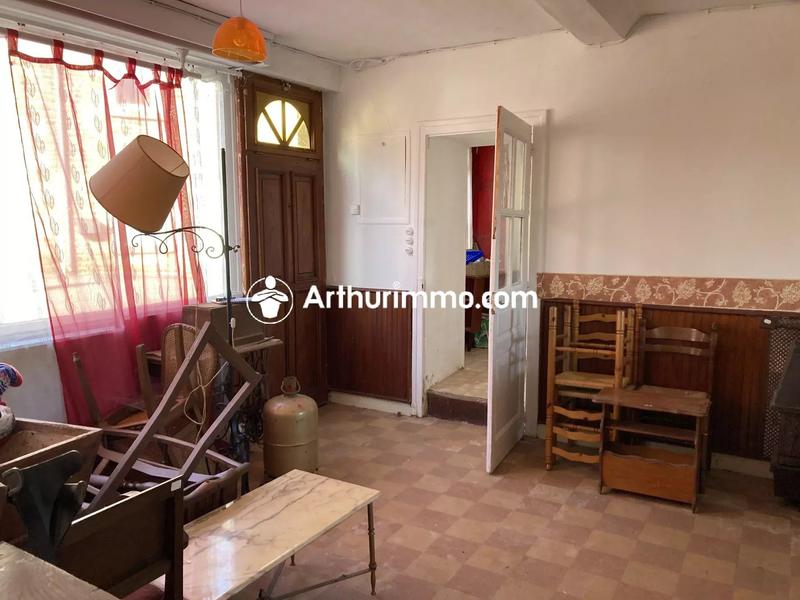 Maison - 253 m² - 8 pièces