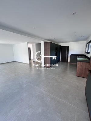 Maison - 125 m² - 4 pièces