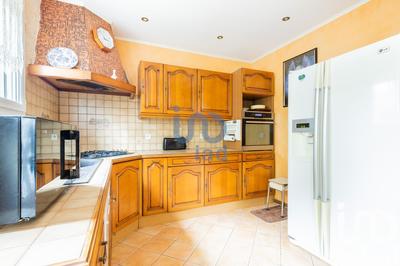 Maison - 183 m² - 10 pièces
