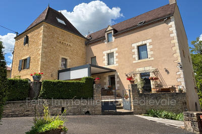 Maison chambre d'hôtes - 380 m² - 10 pièces