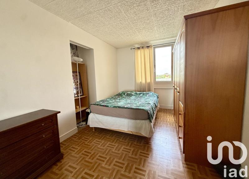 Appartement - 93 m² - 5 pièces