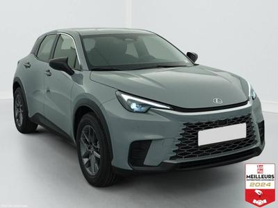 Lexus Lbx 2wd Business