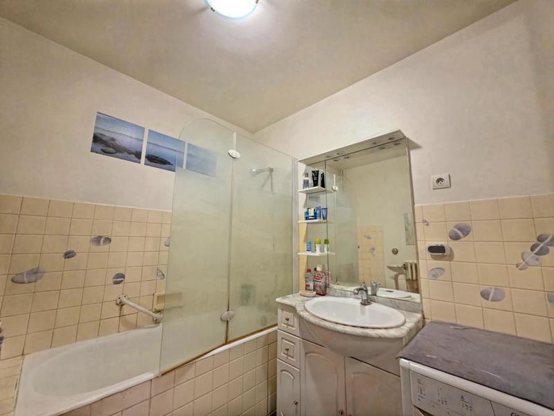 Appartement - 81 m² - 3 pièces