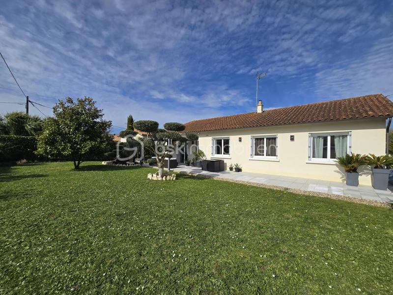 Maison traditionnelle - 114 m² - 5 pièces