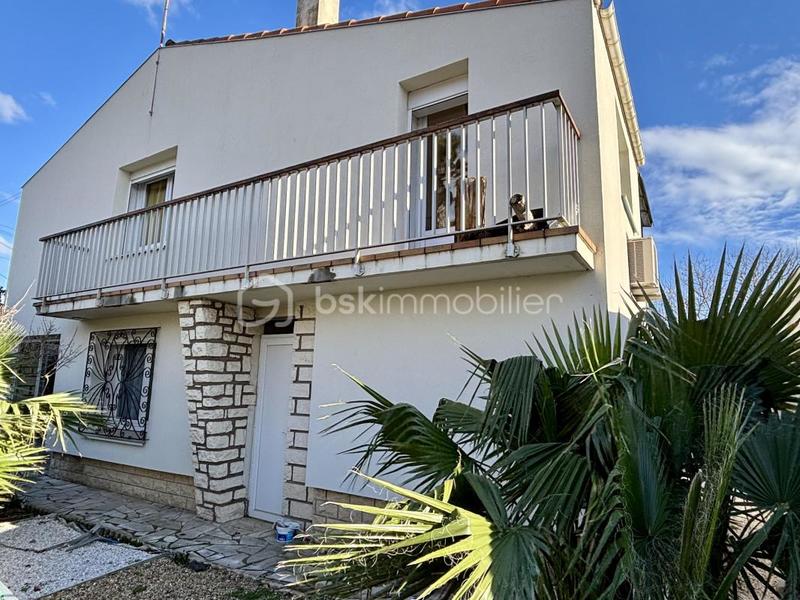 Maison traditionnelle - 145 m² - 4 pièces