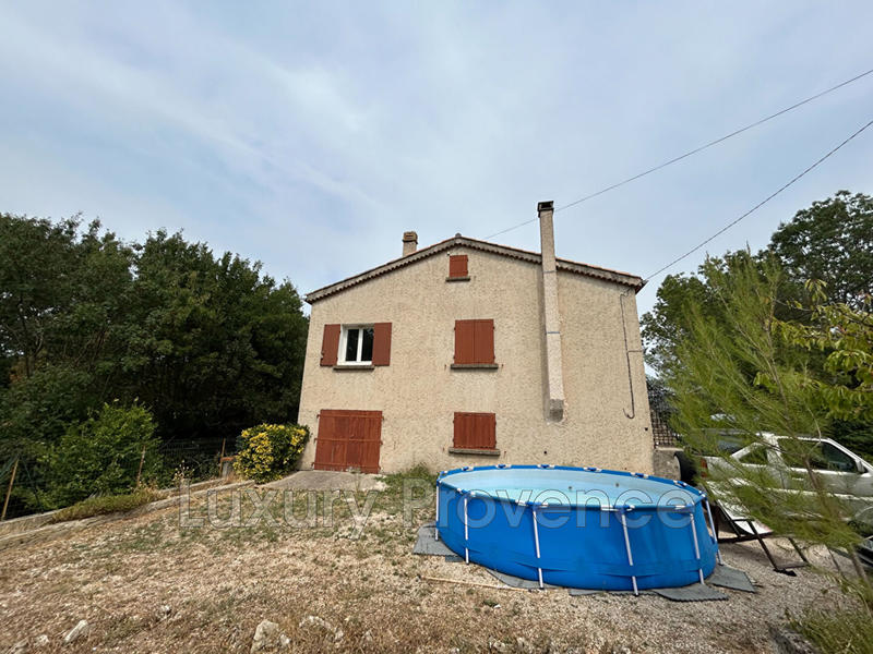 Maison - 121 m² - 5 pièces