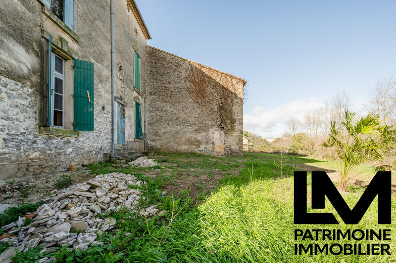 Maison - 325 m² - 6 pièces