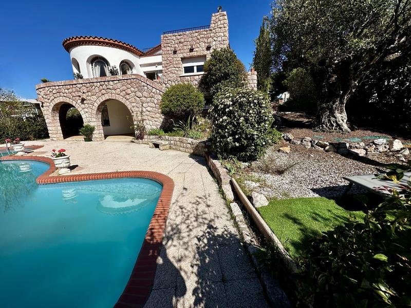 Maison de ville - 240 m²