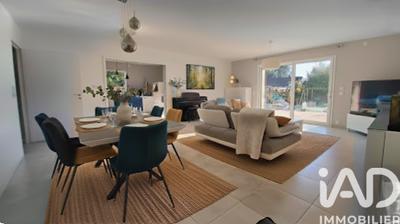 Maison - 160 m² - 5 pièces