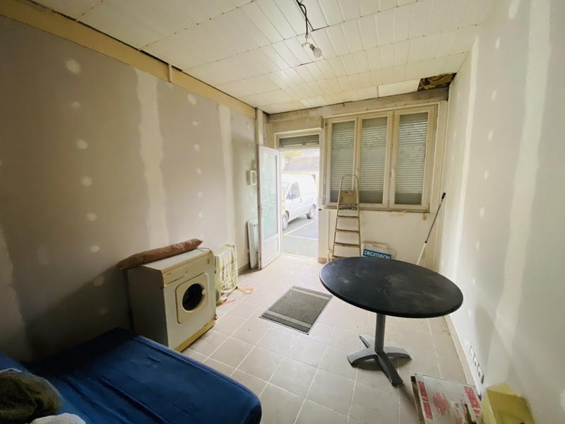 Local commercial - 80 m² - 4 pièces