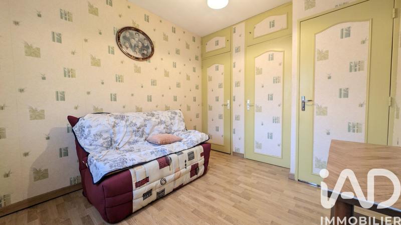 Maison - 90 m² - 5 pièces