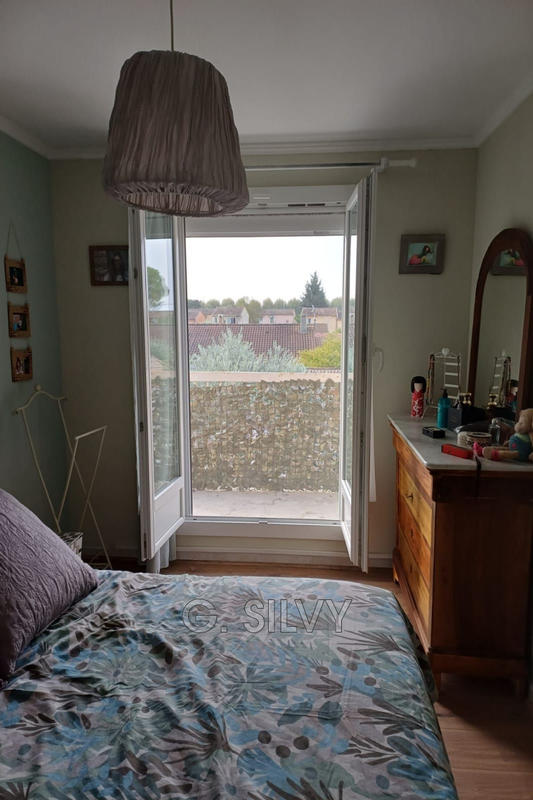 Maison - 93 m² - 4 pièces