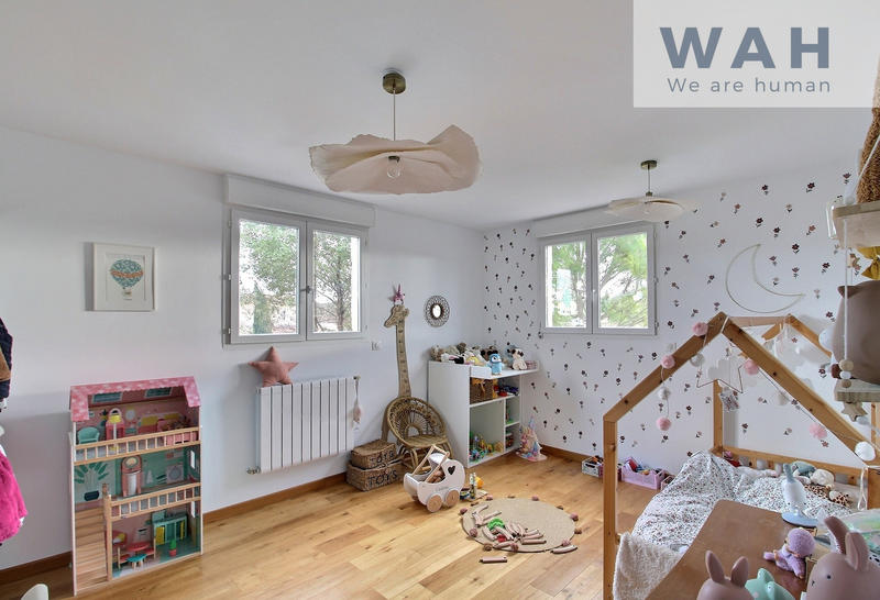 Maison - 145 m² - 6 pièces