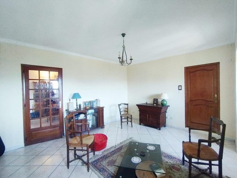 Maison - 111 m² - 5 pièces