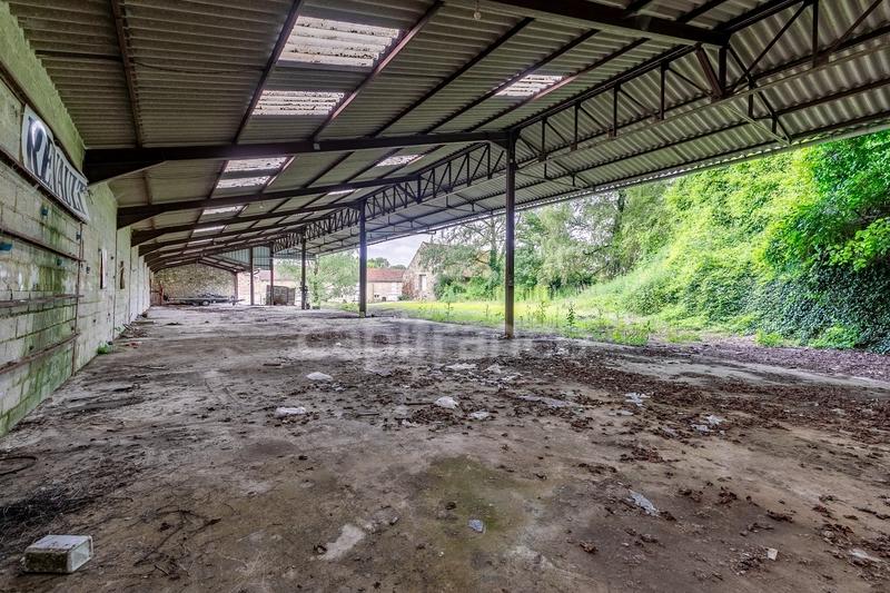 Corps de ferme - 250 m² - 12 pièces