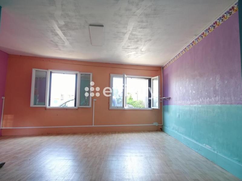 Maison - 209 m² - 10 pièces