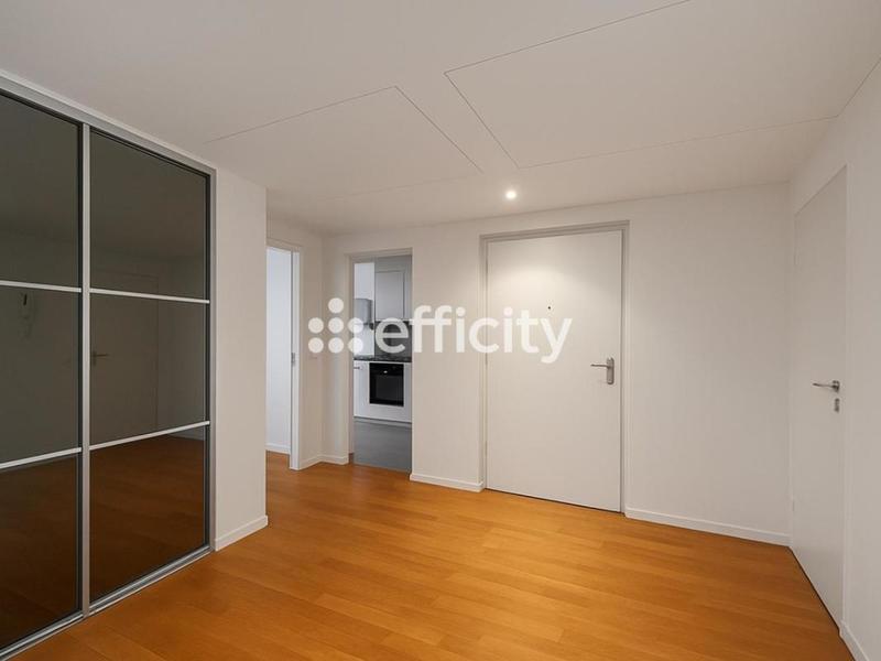 Appartement - 179 m² - 7 pièces