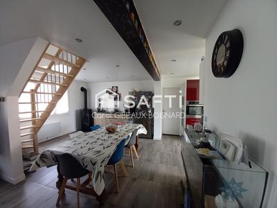 Maison - 111 m² - 5 pièces