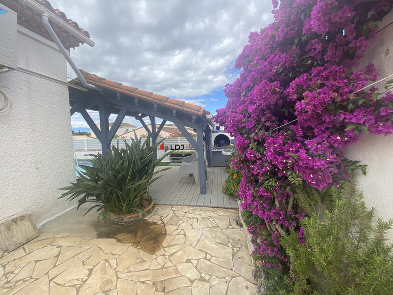 Maison - 179 m² - 8 pièces