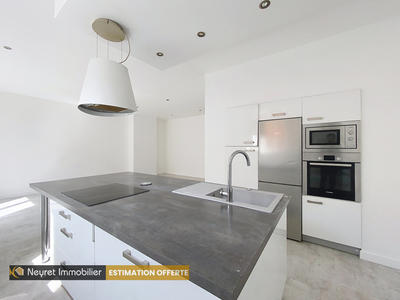 Appartement - 79 m² - 3 pièces