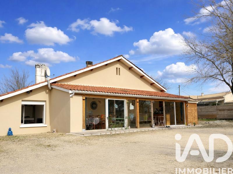 Maison - 140 m² - 5 pièces