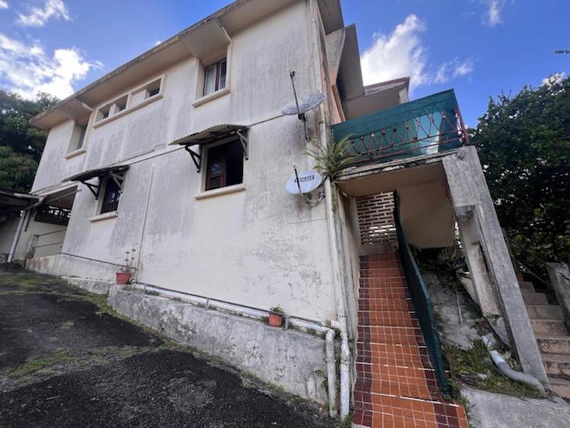 Immeuble - 182 m² - 8 pièces