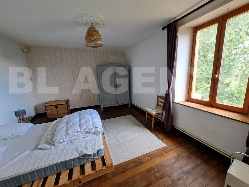 Villa - 546 m² - 15 pièces