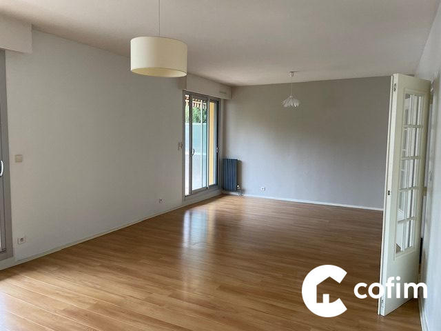 Appartement - 82 m² - 3 pièces