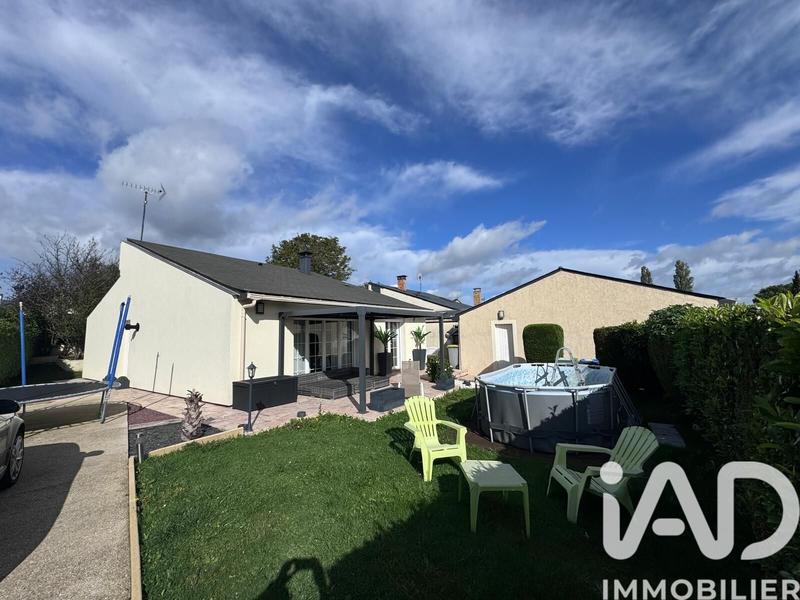 Maison - 90 m² - 4 pièces