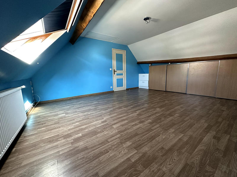 Maison - 202 m² - 8 pièces